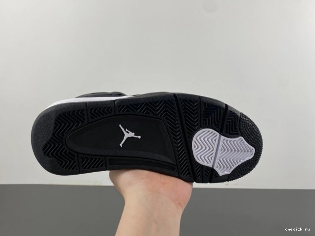 Chep Onekick Jordan Air 4 Retro Thunder FQ8213-001 White 0817